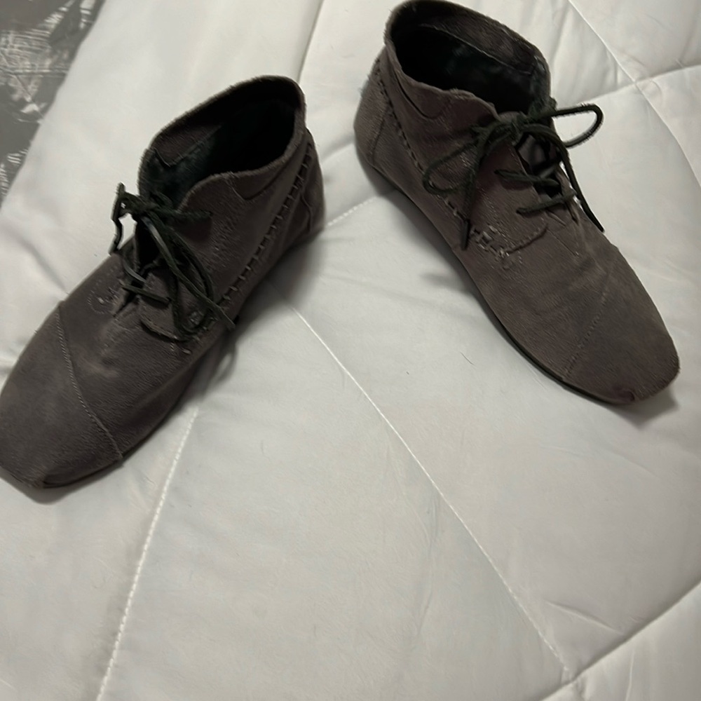 TOMS Alpargatas Womens Suede Booties - Size 9